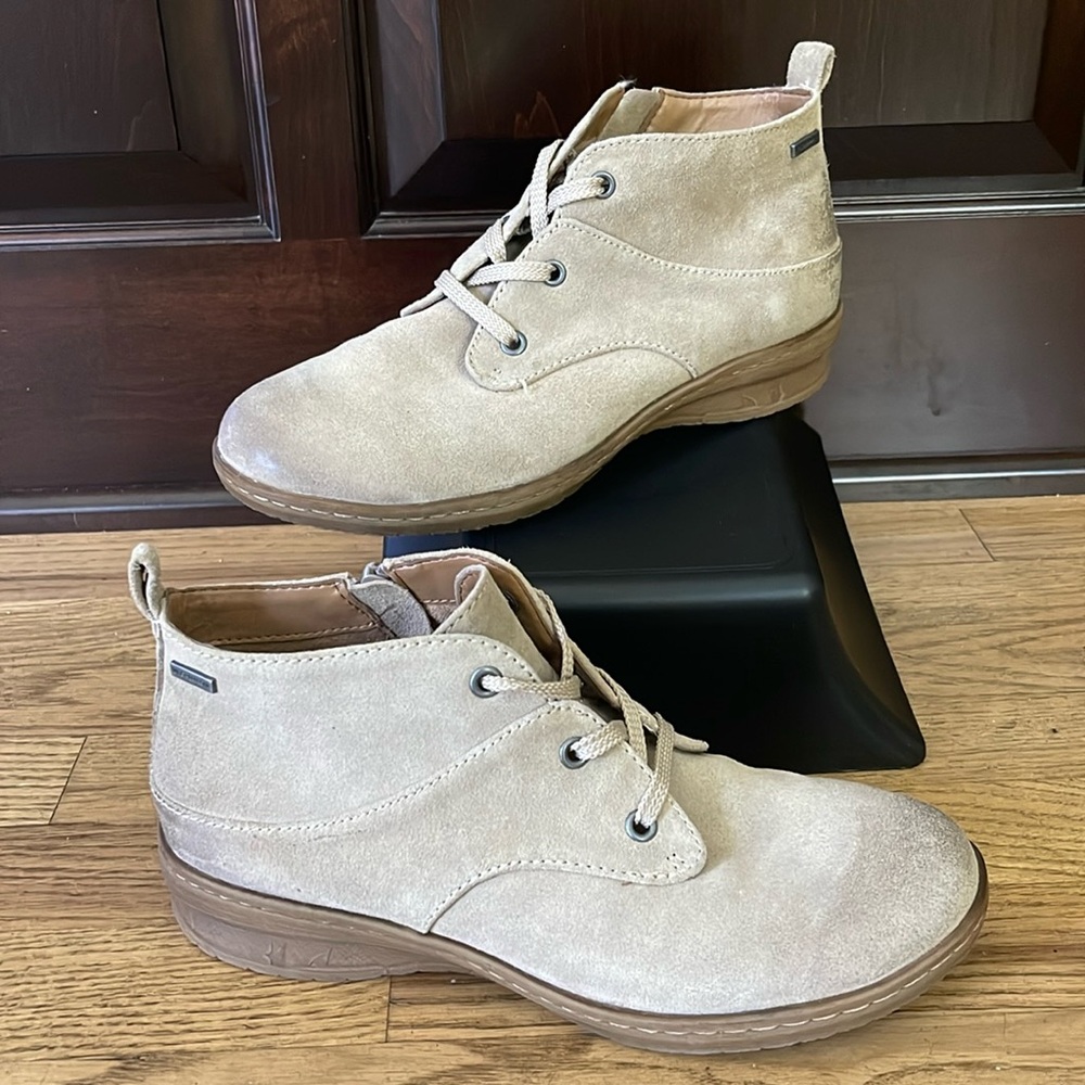 Comfortiva Align Forli Weatherproof Leather US 8.5